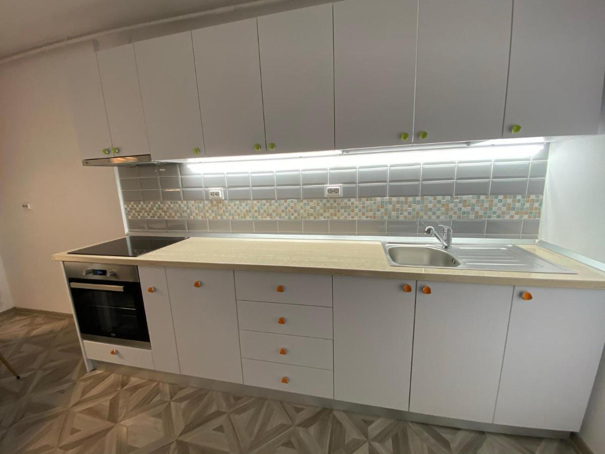Center Loft Apartman Bodzavásár Kültér fotó